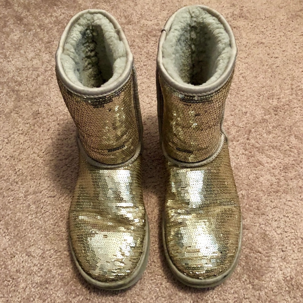 ✨ UGG Sparkle Boots ✨